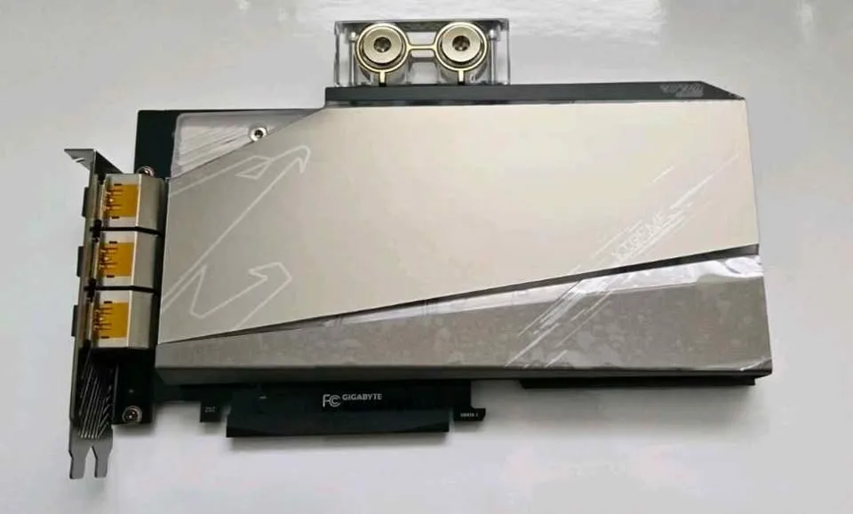 GIGABYTE RTX 3080 XTREME WATERFORCE WB 10GB image indicator(2)