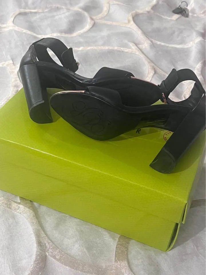 Ted Baker Black Leather Block Heel Sandals image indicator(4)