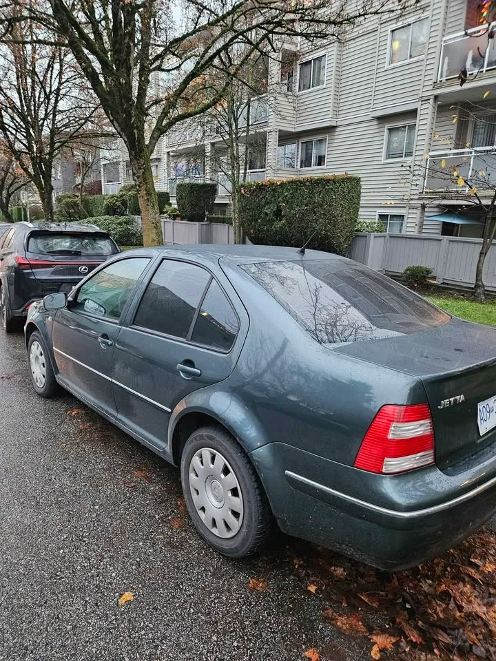 2004 Volkswagen Jetta image indicator(3)