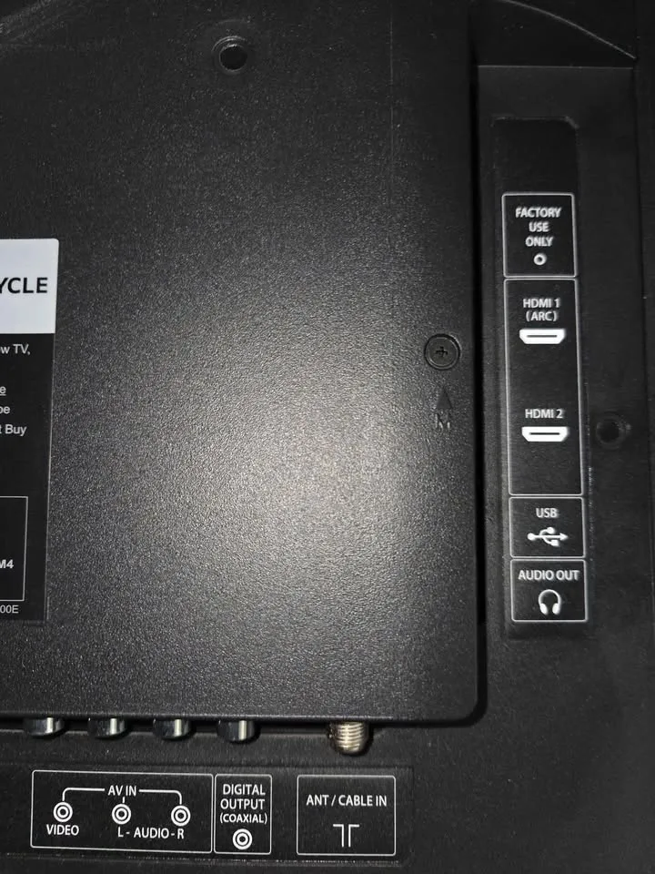 Monitor 24 inch Insignia NS-24D510NA17 image indicator(4)