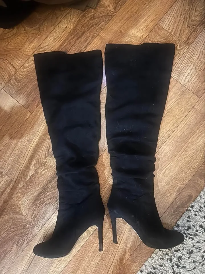 Suede Thigh High Boots image indicator(2)