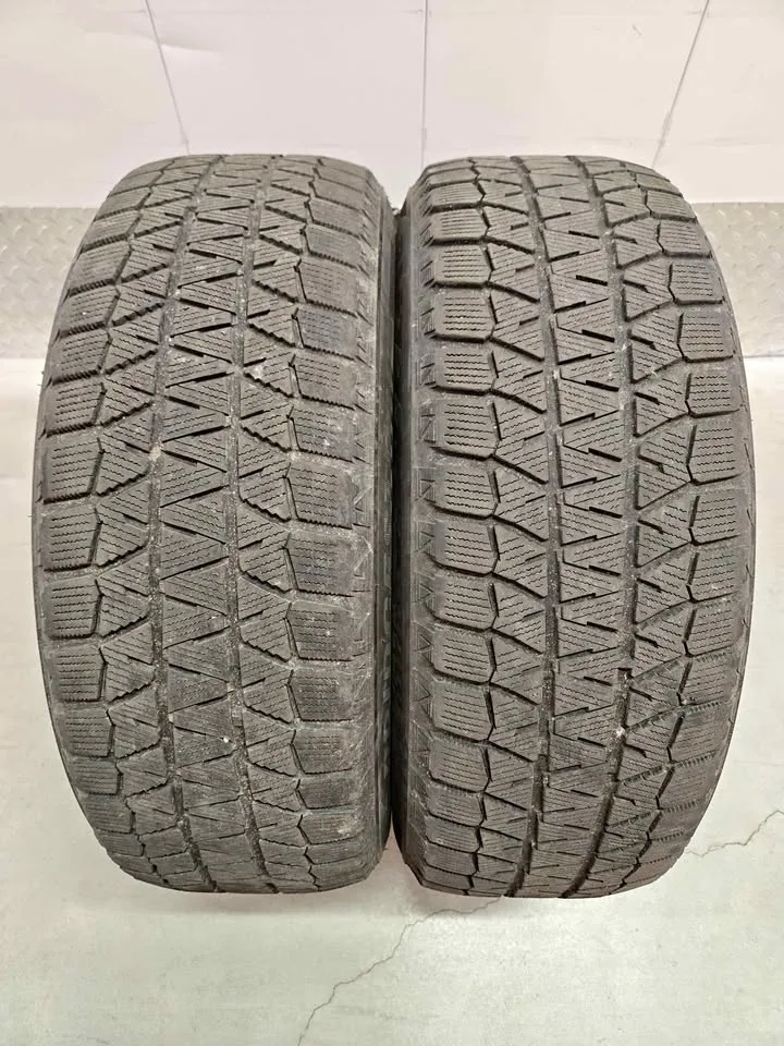 Bridgestone Blizzak Winter Tires- 215/65R16