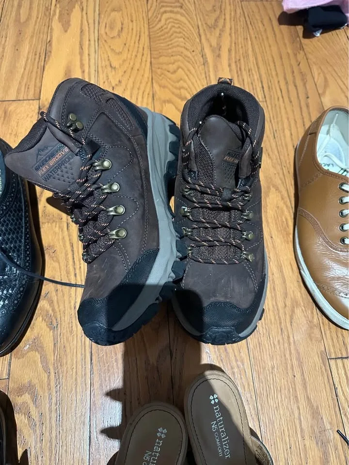 Assorted men & women shoes - Moke Lacoste, Sketchers..etc image indicator(4)