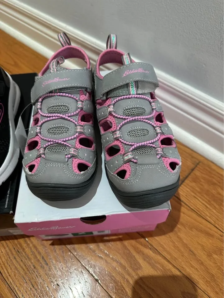 Brand new in box -  girls shoes. image indicator(6)