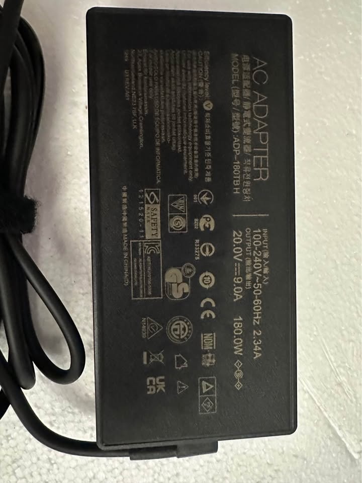 Adapter charger ASUS Laptop - photo 3