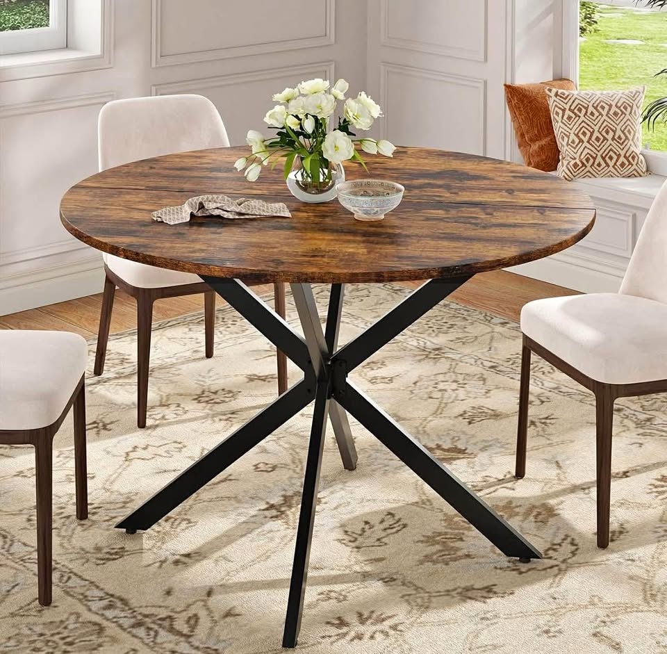Round dining table for 4-6/ Mesa comedor