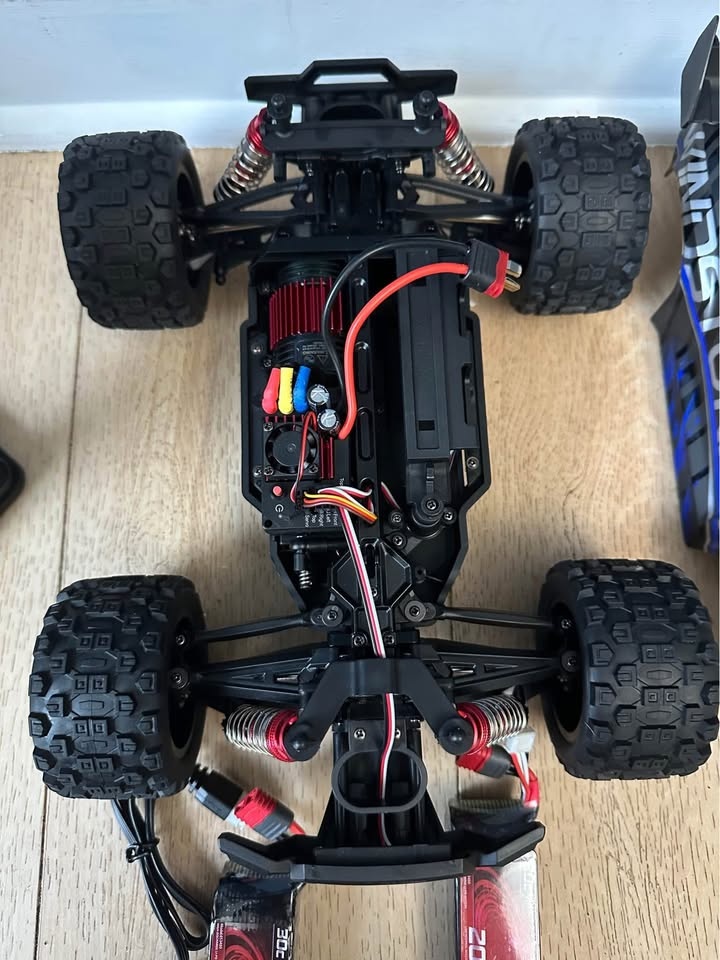Auto RC AUOSHI 1:14 - photo 2