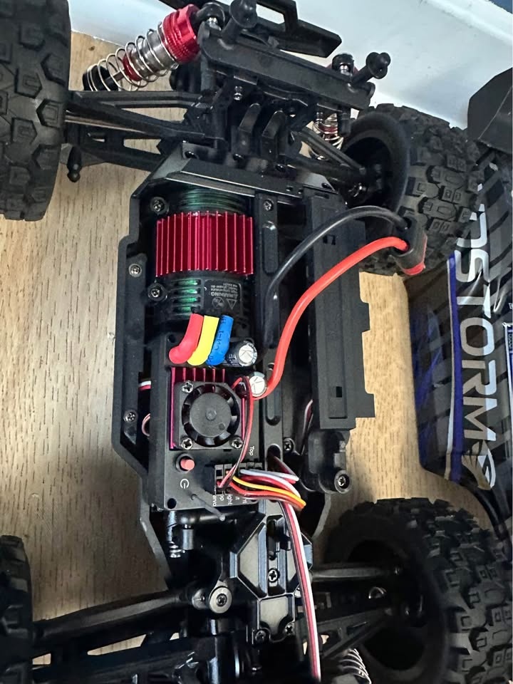 Auto RC AUOSHI 1:14 - photo 3