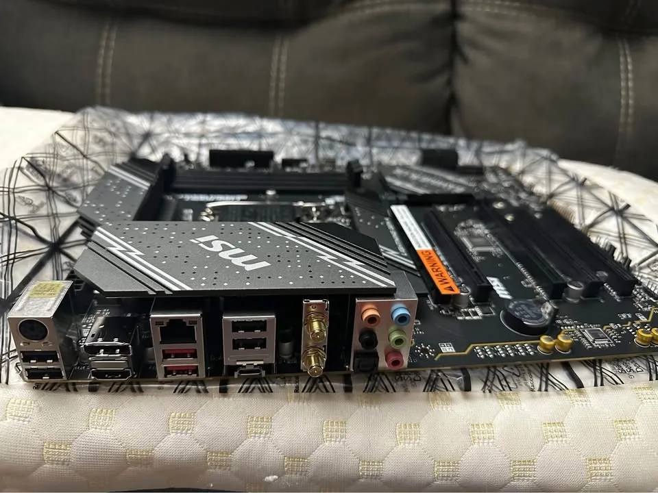 MSI B760 Gaming Plus WiFi Gaming Motherboard image indicator(4)