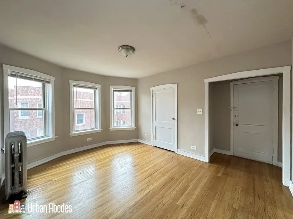 1 Bed 1 Bath Apartment image indicator(9)