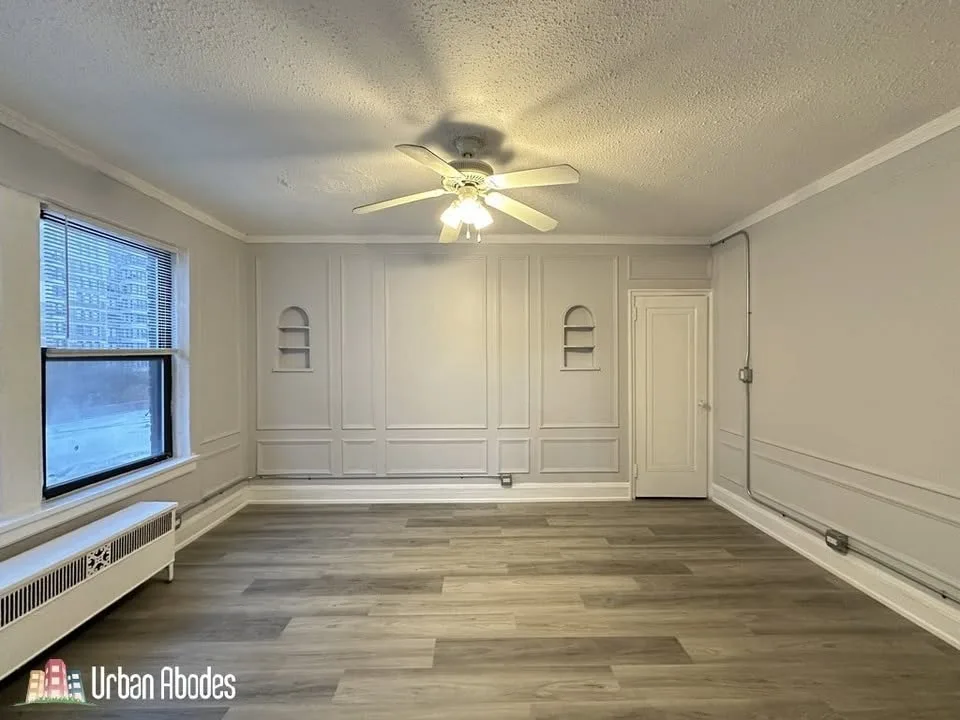 1 Bed 1 Bath Apartment image indicator(8)