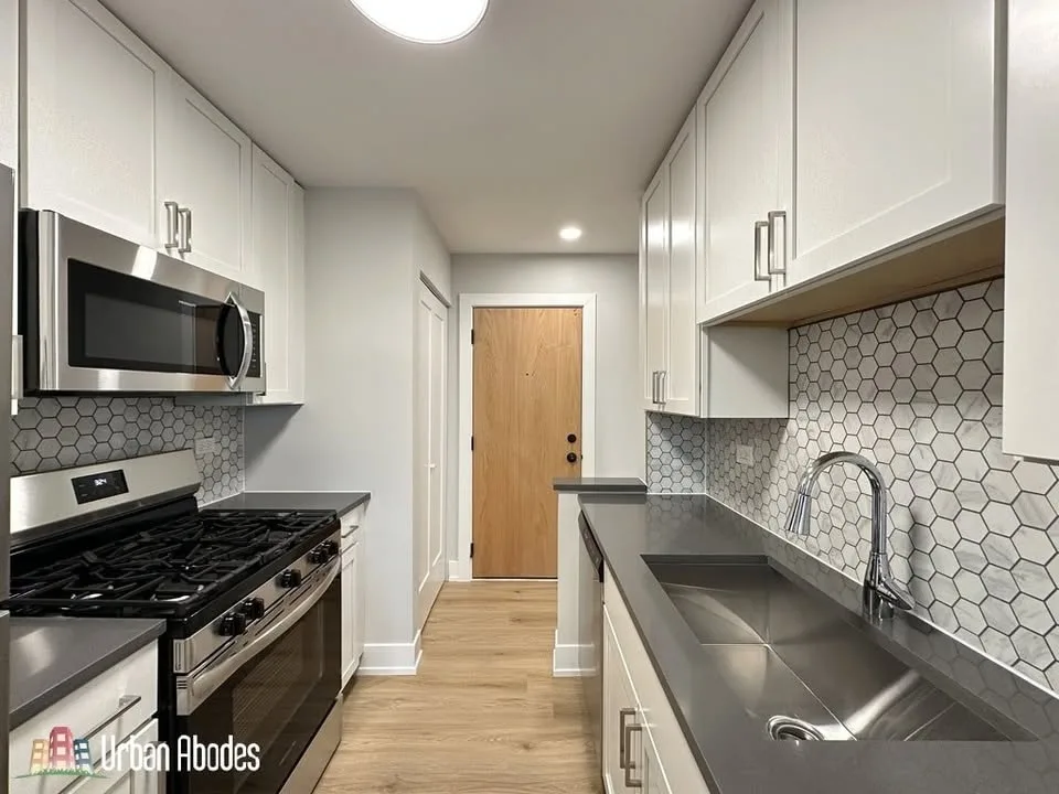 1 Bed 1 Bath Apartment image indicator(5)