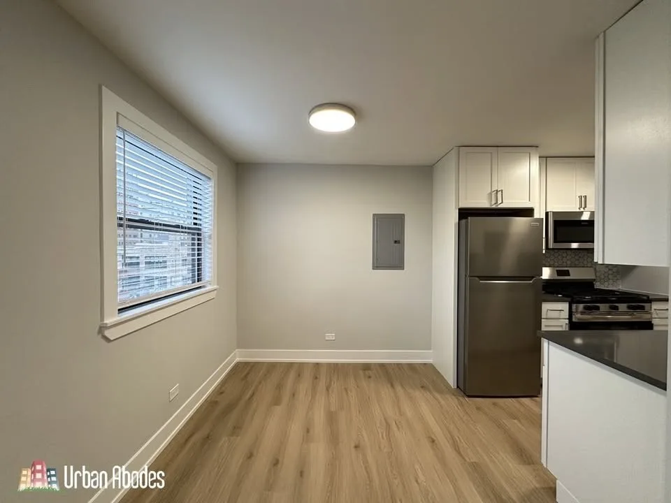 1 Bed 1 Bath Apartment image indicator(8)