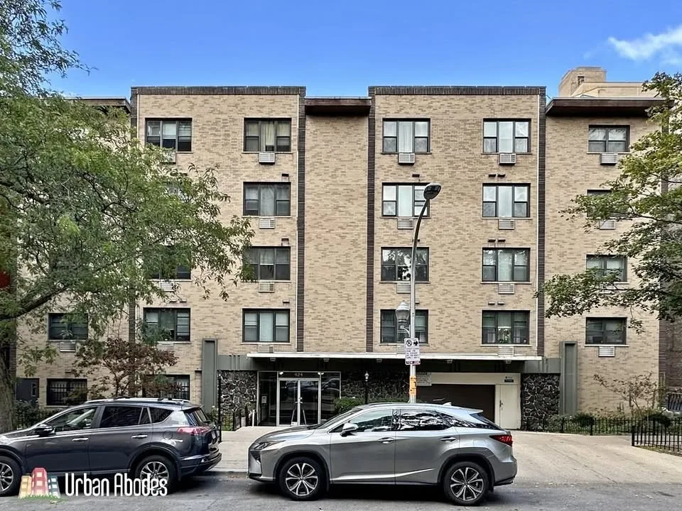 1 Bed 1 Bath Apartment