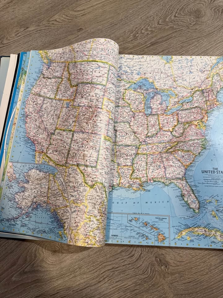 National Geographic Atlas of the World, 1981 Vintage - photo 4