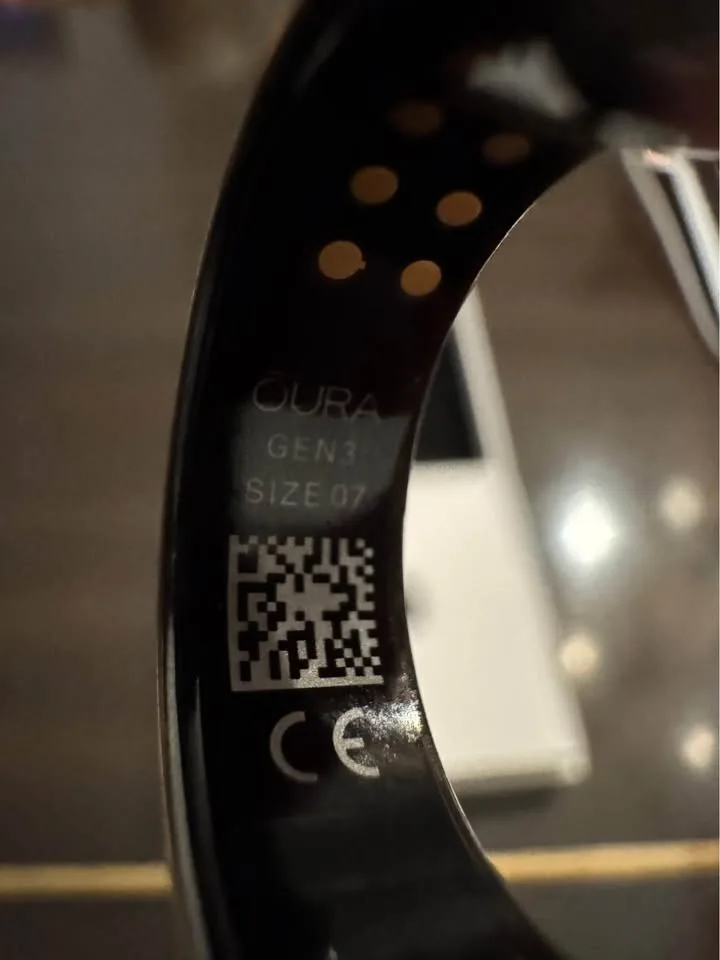 Oura ring 3 - size 7 image indicator(4)