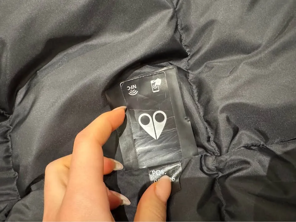 Moose knuckles women’s down filled jacket image indicator(4)