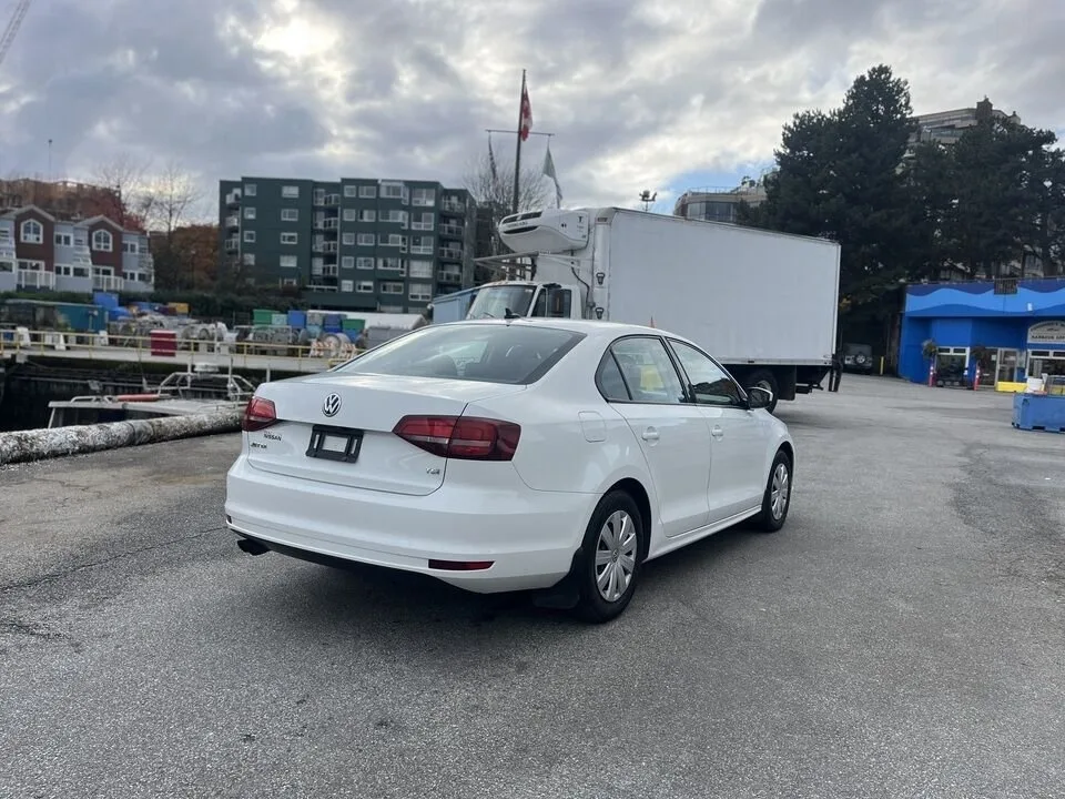 2017 Volkswagen Jetta image indicator(6)