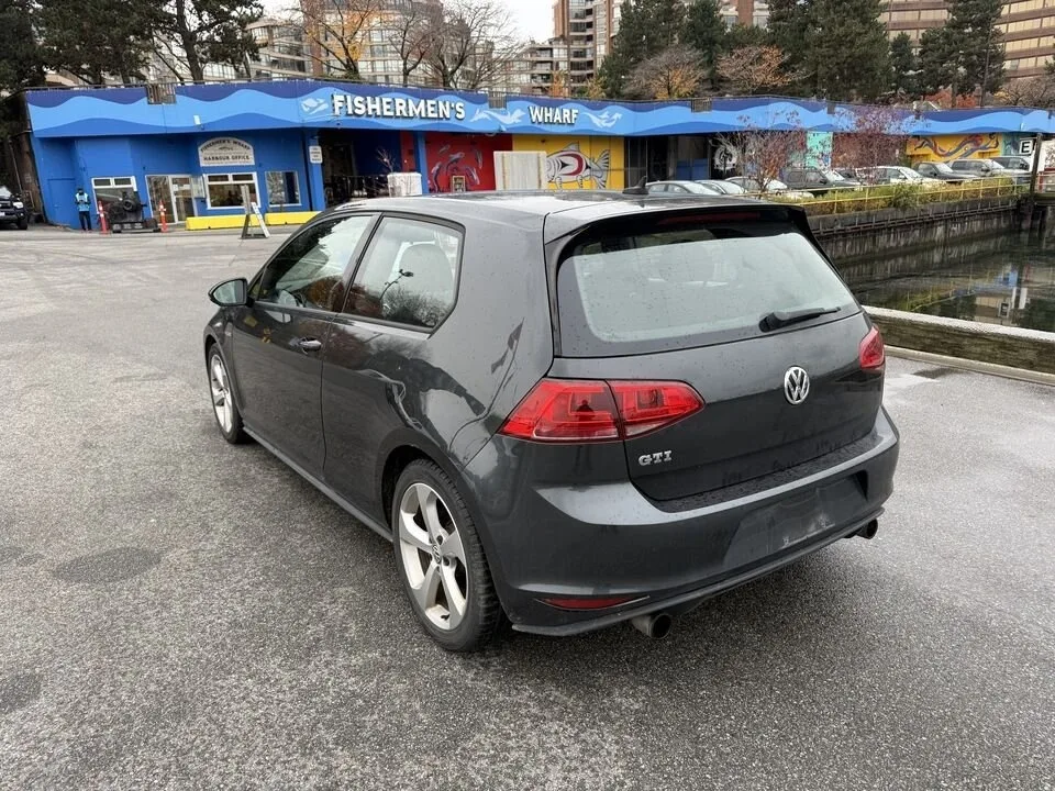 2016 Volkswagen Golf image indicator(4)