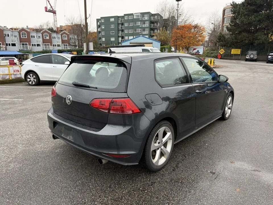 2016 Volkswagen Golf image indicator(6)