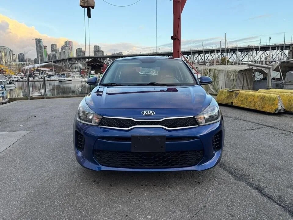 2019 Kia Rio Hatchback image indicator(10)