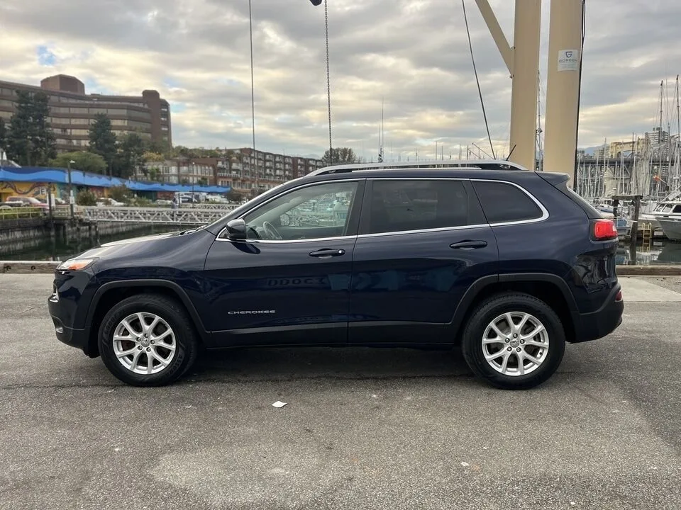 2015 Jeep Cherokee image indicator(3)