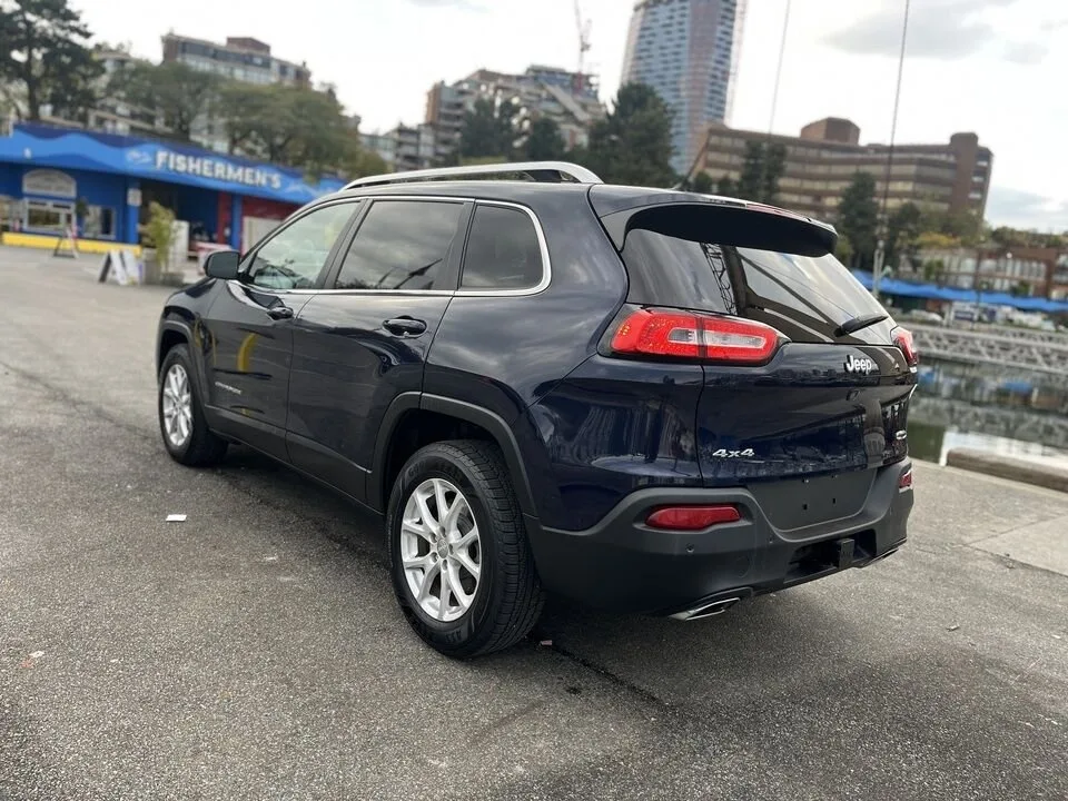 2015 Jeep Cherokee image indicator(4)