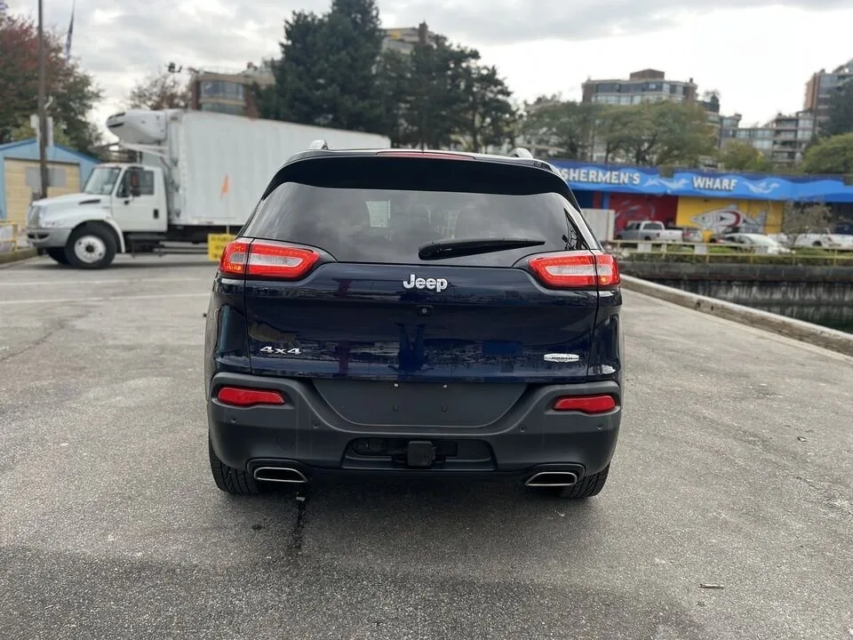 2015 Jeep Cherokee image indicator(5)