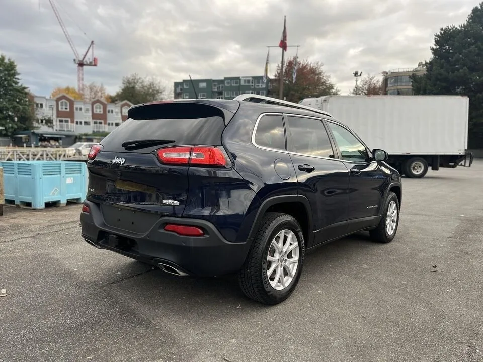 2015 Jeep Cherokee image indicator(6)