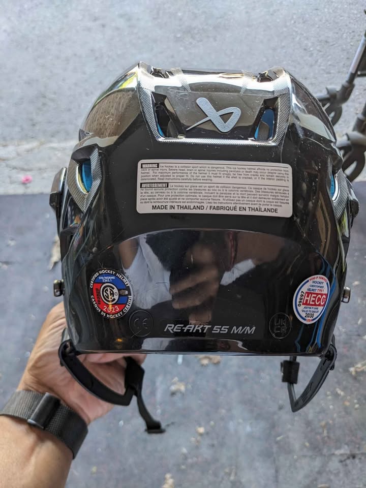 Bauer Adult Skating Helmet (Medium Men's) - photo 2