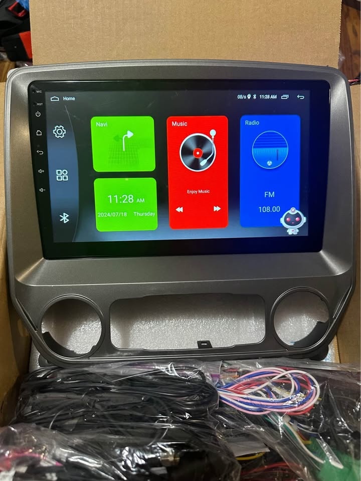 Android Car Stereo Chevrolet Silverado GMC Sierra - photo 2