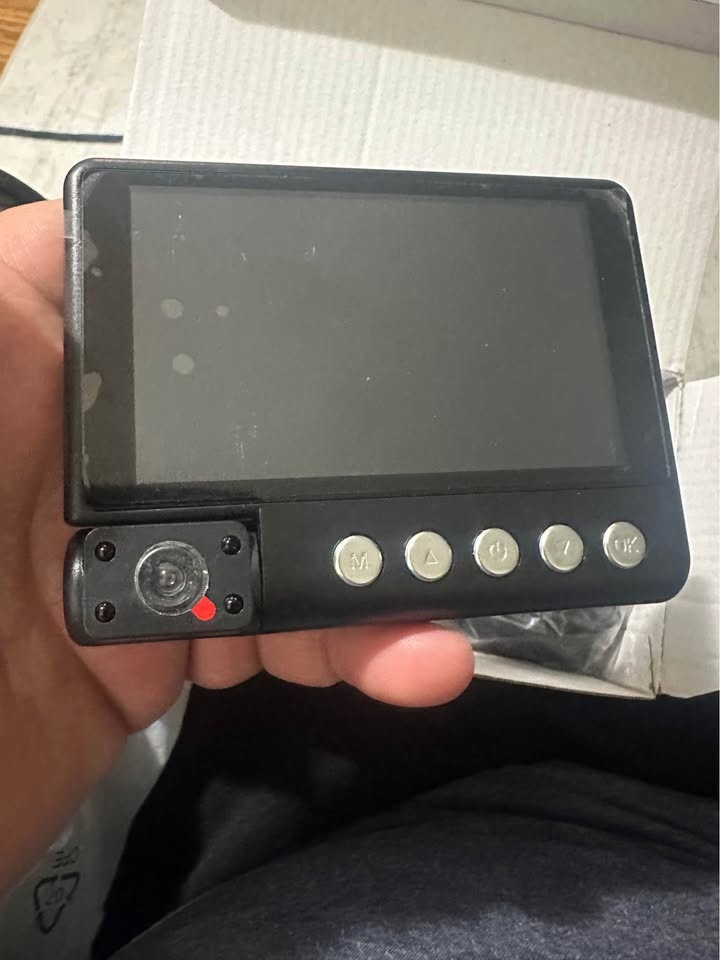Dash cam Front and Rear - photo 2
