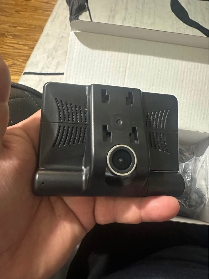 Dash cam Front and Rear - photo 3
