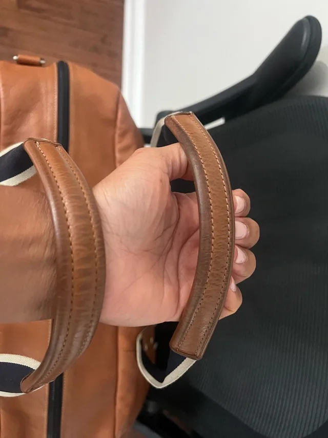 Stunning Authentic COACH Boston HandbagBrown x Navy x White Leat image indicator(4)