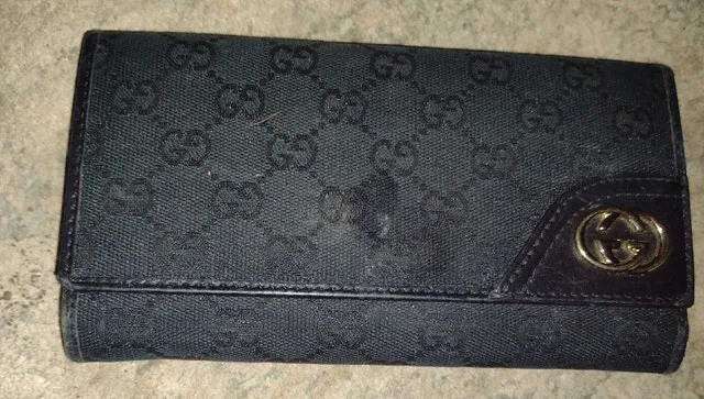 Gucci Wallet image indicator(2)