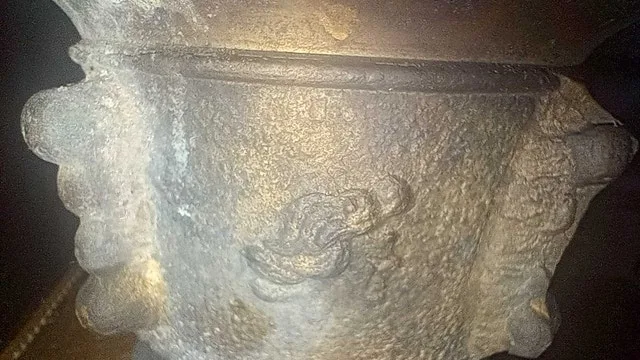 Bronze Pestle & mortar image indicator(3)