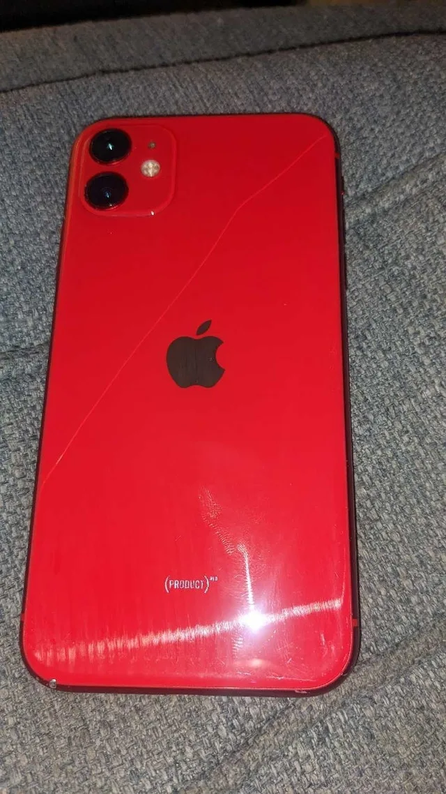 iPhone 11 iCloud locked image indicator(3)