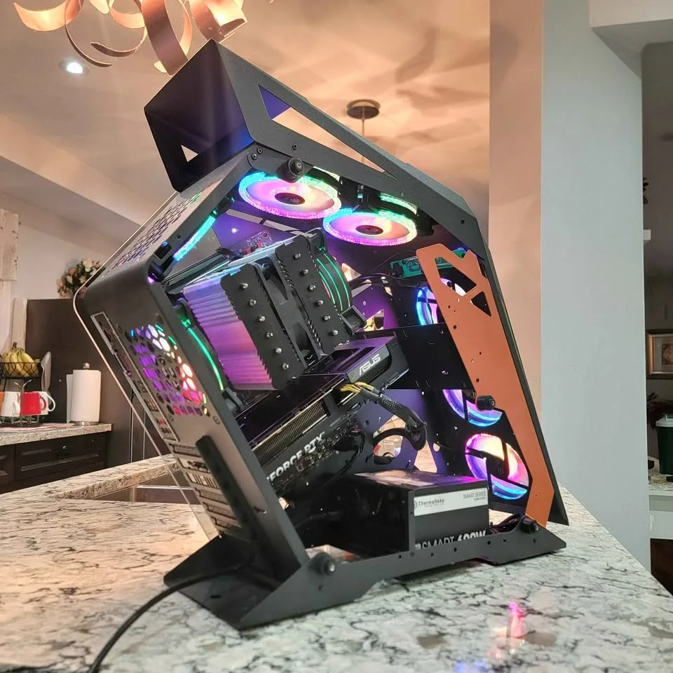 CUSTOM GAMING PC : Ryzen 7 5700x / RTX 5060 / 32GB RAM / WIFi image indicator(4)