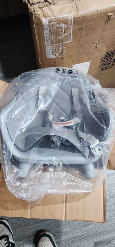 6 in 1 CONVERTIBLE HIGHCHAIR WITH SAFETY HARNESS - photo 2