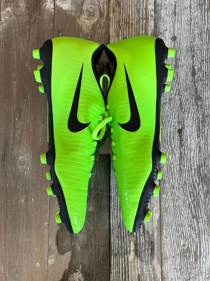 Nike Mercurial Soccer cleats image indicator(6)