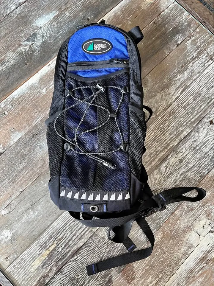 MEC hydration sport backpack thumbnail