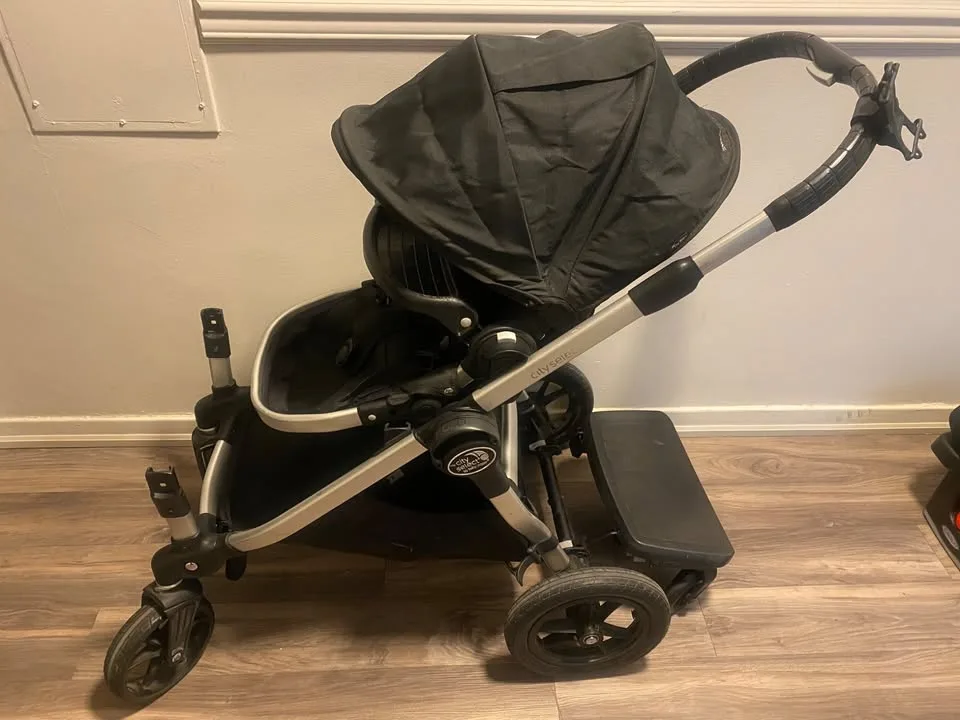 City Select stroller and Graco Baby Seat
