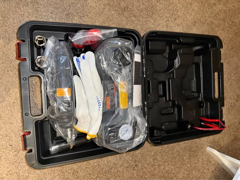 5 ton electric jacks and safety kit brand new