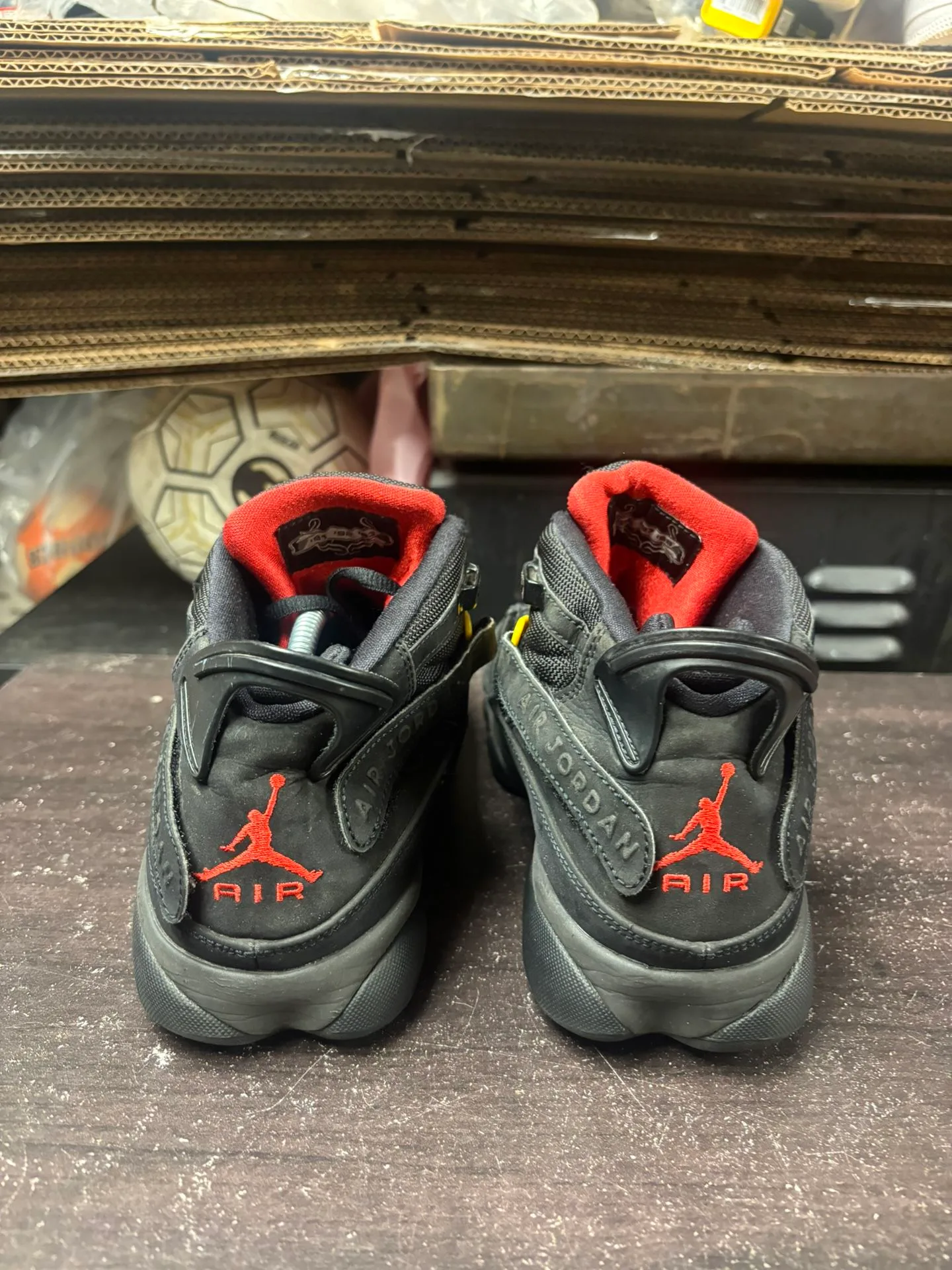 Jordan 6 Red Sulfur image indicator(4)