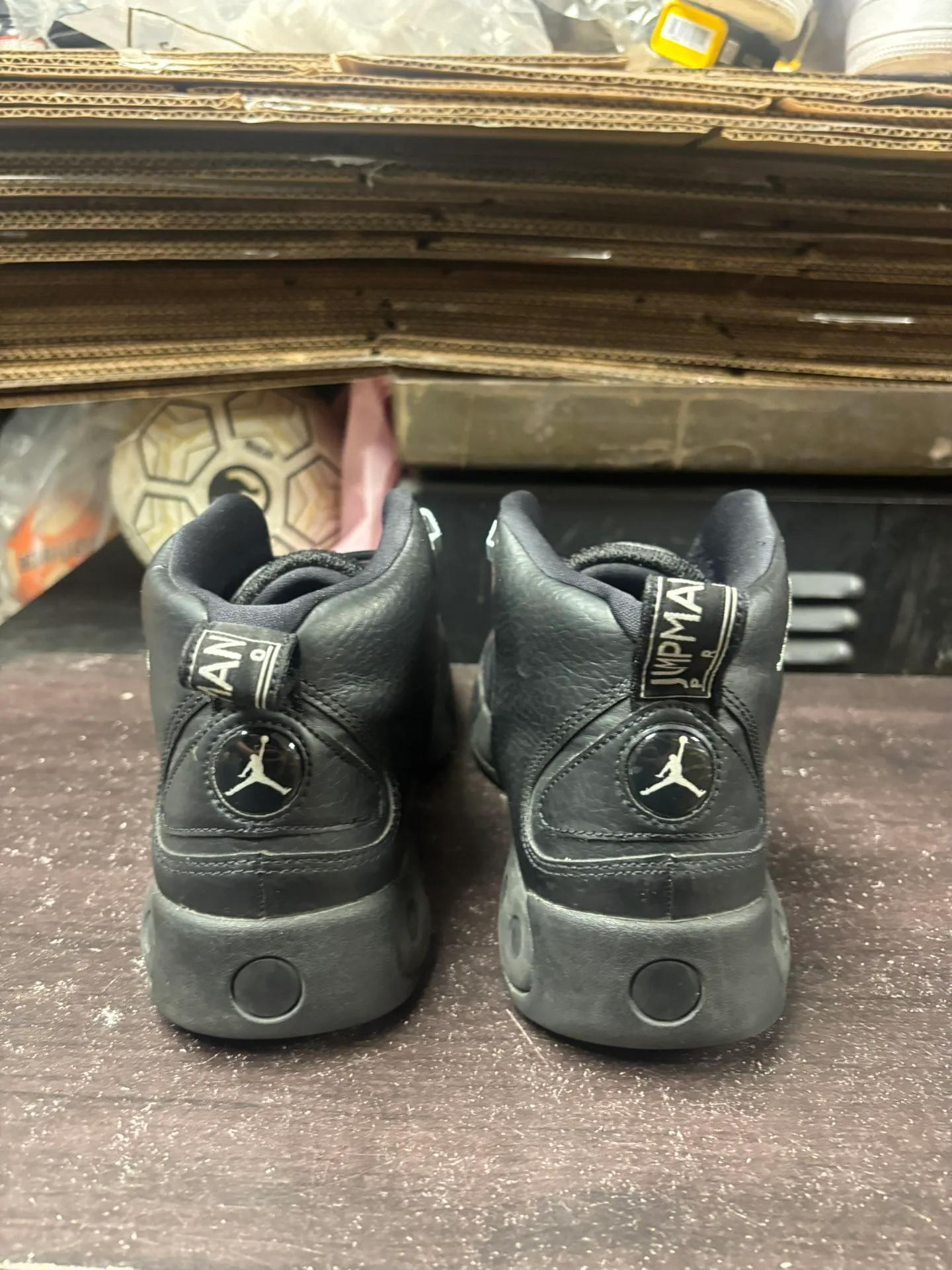 Jordan Jump man Pro Pack Metallic Sliver image indicator(4)