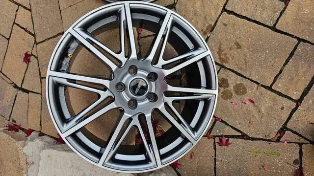 5x114.3 Alloy Rims w TPMS sensors image indicator(2)