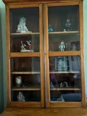 Vintage bookcase & hutch image indicator(3)