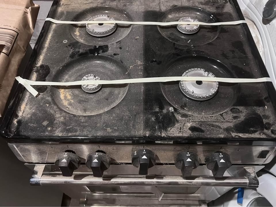 NEW Whirlpool Gas Range - photo 3