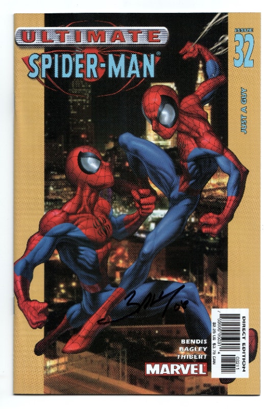 ULTIMATE SPIDER-MAN 32 - Autographed Bagley