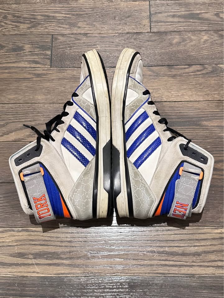 New York Knicks Addidas high tops used Size 12 - photo 5